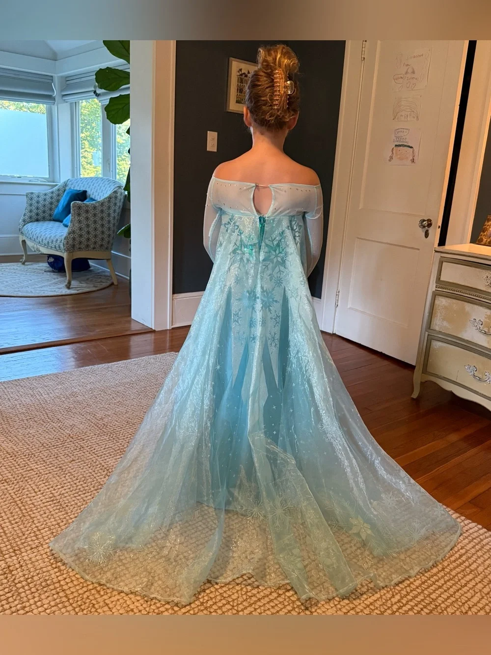 Chasing Fireflies Disney Frozen Ultimate Elsa Costume Sz 7 8 Long Dress w/ Train